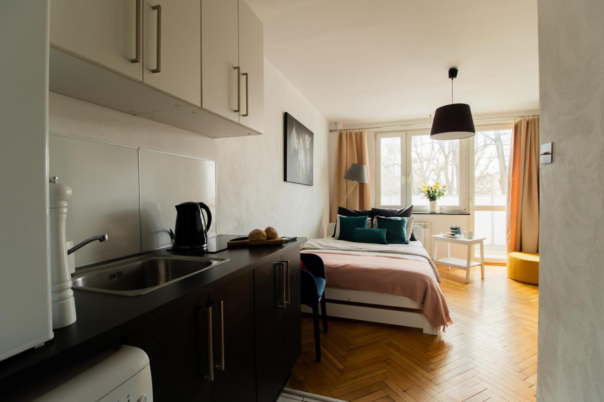 Piotrapartments - Bruna Green City Apartment Warsaw Exterior photo